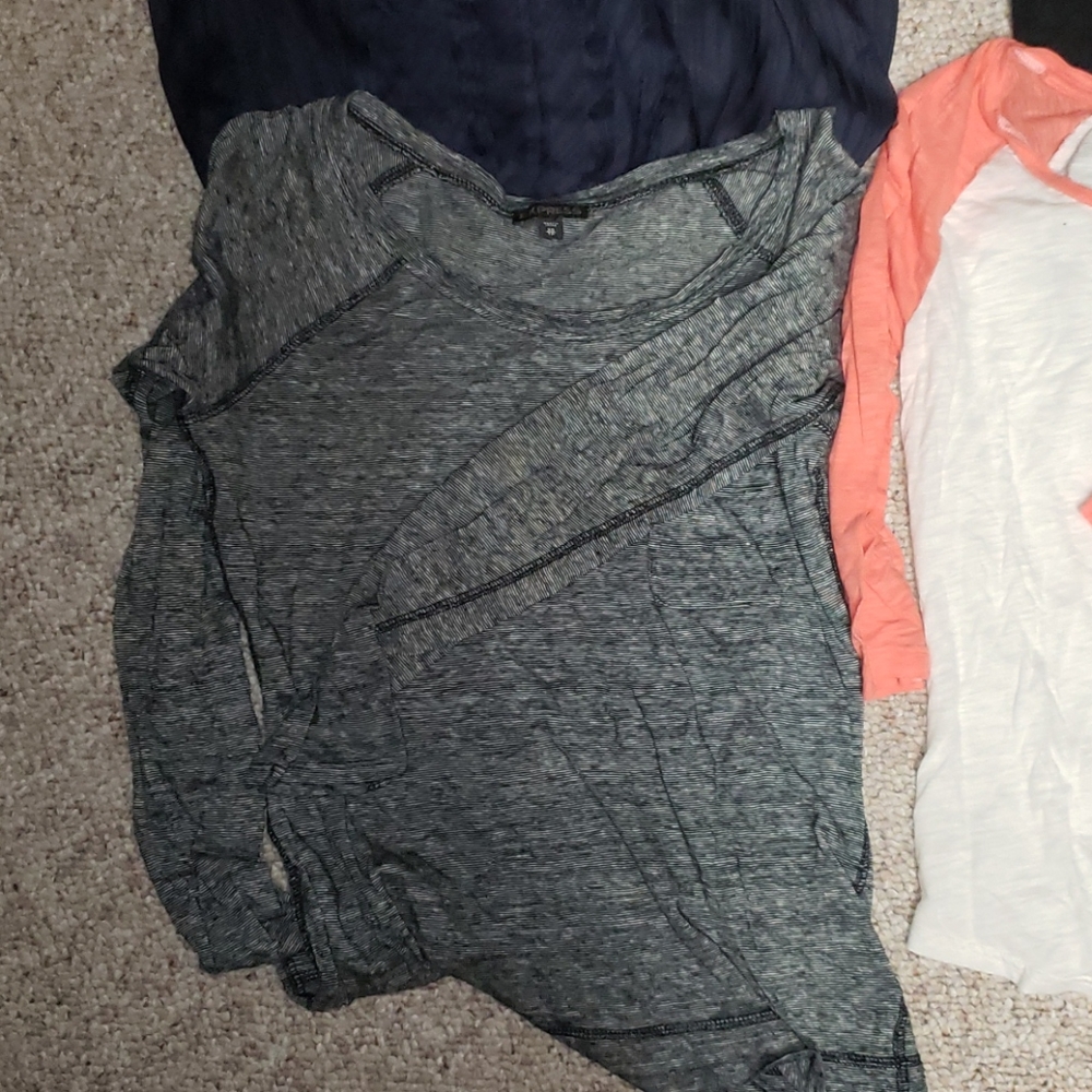 4 Express shirts! - Picture 5 of 5